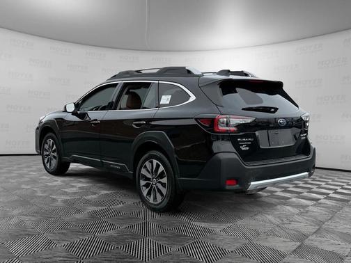 2023 Subaru Outback Touring