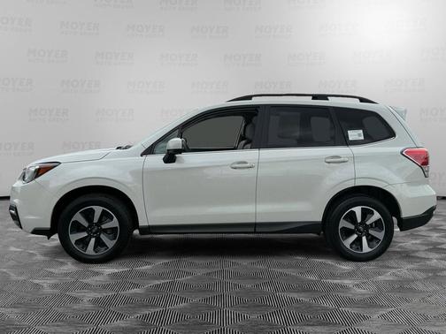 Crystal White Pearl 2018 Subaru Forester 2.5i Limited