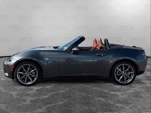 2022 Mazda MX-5 Miata Grand Touring
