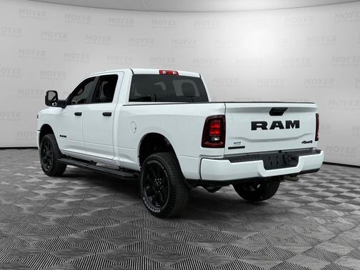 Bright White Clearcoat 2025 RAM 2500 Big Horn Crew Cab 4x4 6'4' Box