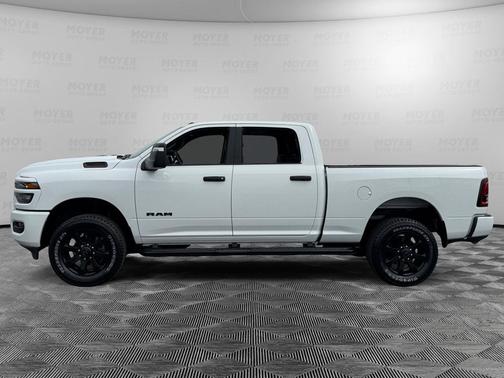 Bright White Clearcoat 2025 RAM 2500 Big Horn Crew Cab 4x4 6'4' Box