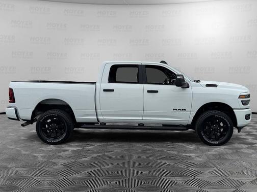 Bright White Clearcoat 2025 RAM 2500 Big Horn Crew Cab 4x4 6'4' Box