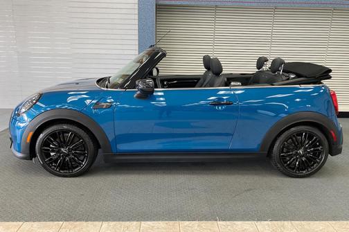 Photo 4 of 26 of 2022 MINI Convertible Cooper S