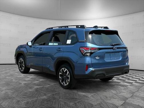 2025 Subaru Forester Base