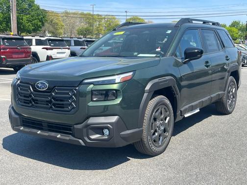 Deep Emerald Green 2026 Subaru Outback Premium