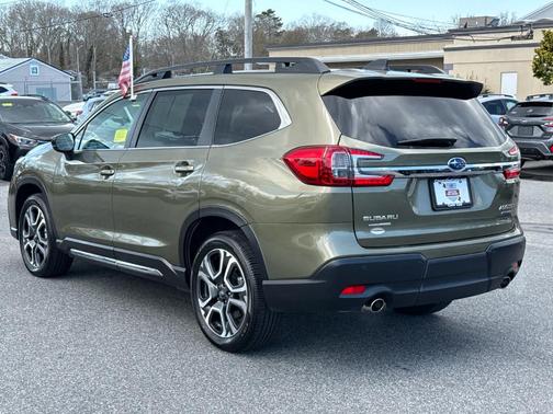 Autumn Green Metallic 2025 Subaru Ascent Limited