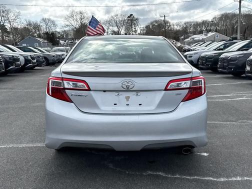 2014 Toyota Camry SE