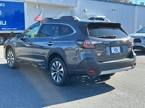 2024 Subaru Outback Touring XT