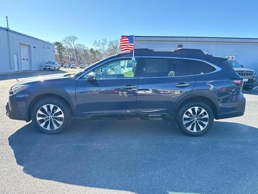 2023 Subaru Outback Touring XT