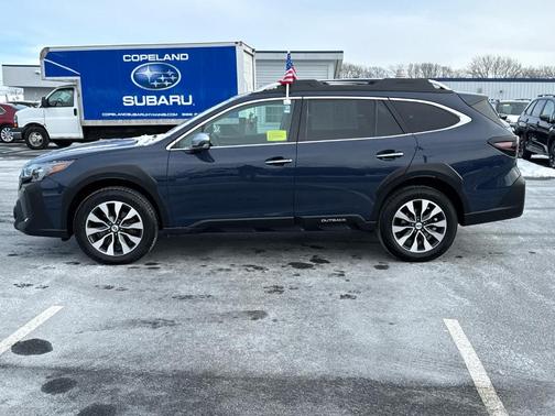 2023 Subaru Outback Touring XT