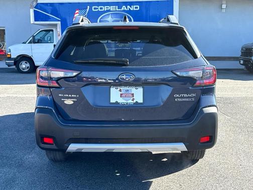 2023 Subaru Outback Touring XT
