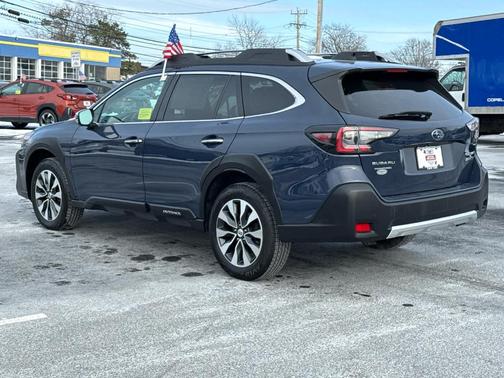2023 Subaru Outback Touring XT