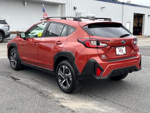 Sun Blaze Pearl 2024 Subaru Crosstrek Premium