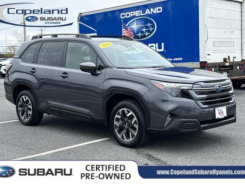 Magnetite Gray Metallic 2025 Subaru Forester Premium