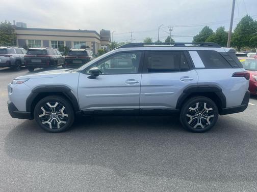 Ice Silver Metallic 2026 Subaru Outback Touring XT