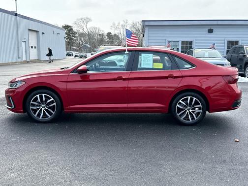 2025 Volkswagen Jetta 1.5T SE