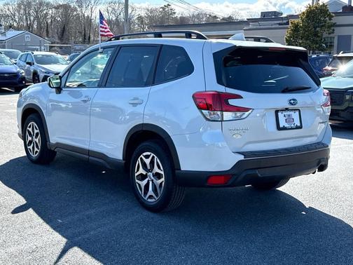 2023 Subaru Forester 2.5i Premium