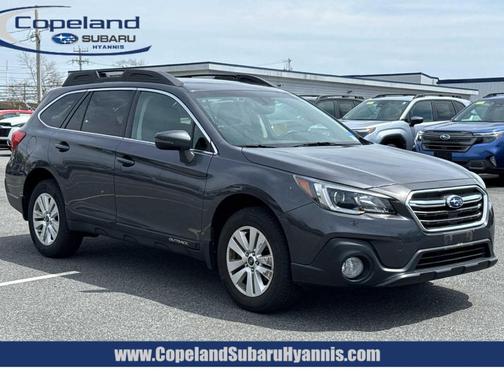 Magnetite Gray Metallic 2018 Subaru Outback 2.5i Premium