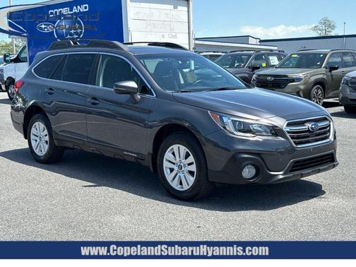 Magnetite Gray Metallic 2018 Subaru Outback 2.5i Premium