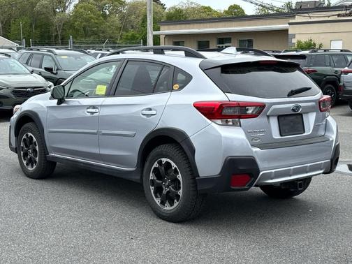 Ice Silver Metallic 2022 Subaru Crosstrek Premium