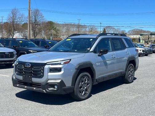 Ice Silver Metallic 2026 Subaru Outback Premium