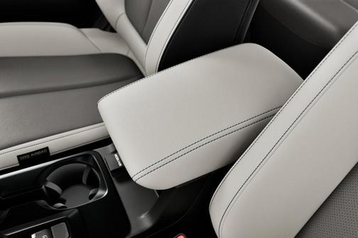 Crystal White Pearl 2026 Subaru Forester Limited