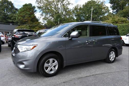 2016 Nissan Quest SV