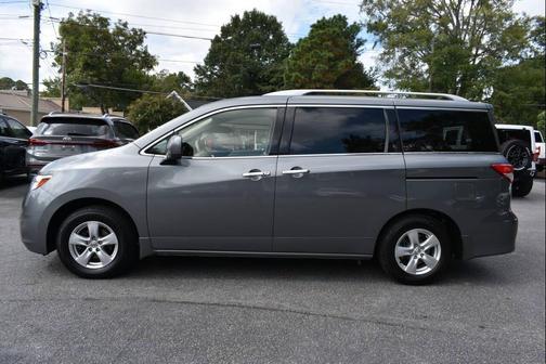 2016 Nissan Quest SV