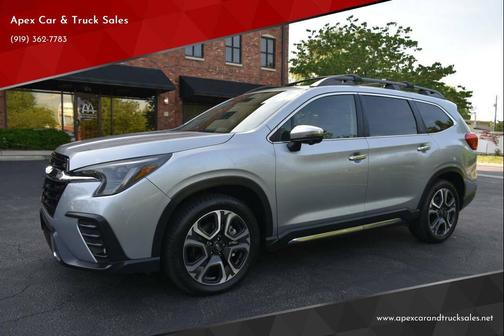 Ice Silver Metallic 2023 Subaru Ascent Touring 7-Passenger