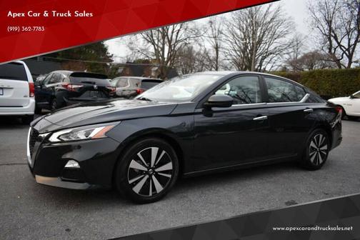 2021 Nissan Altima 2.5 SV