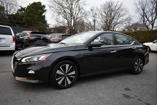2021 Nissan Altima 2.5 SV