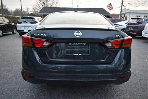 2021 Nissan Altima 2.5 SV