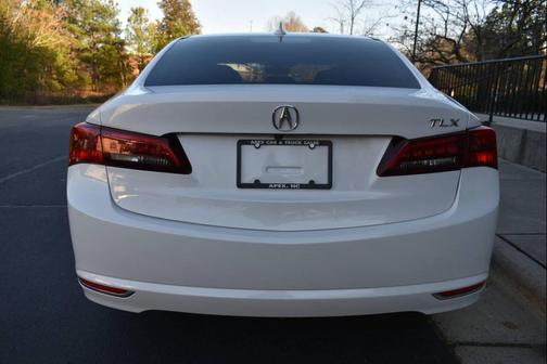 2017 Acura TLX w/Technology Package
