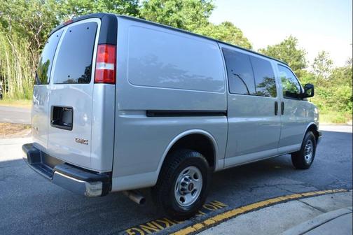 2022 GMC Savana 2500 Work Van