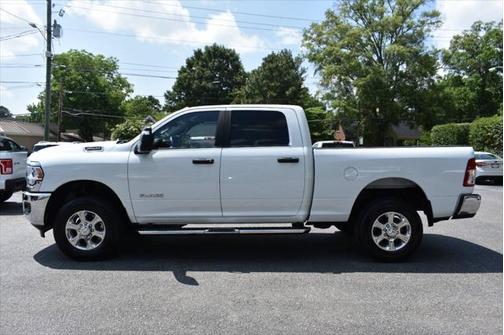 2023 RAM 2500 Big Horn Crew Cab 4x4 6'4' Box