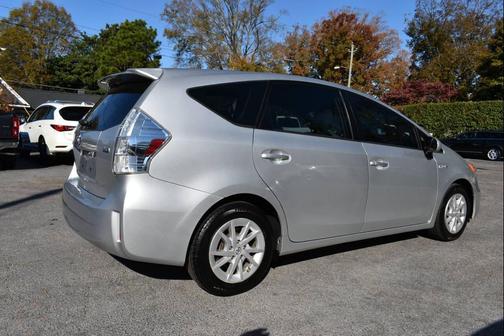 2013 Toyota Prius v Two