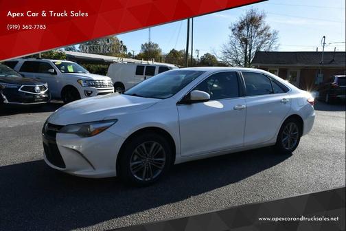 2016 Toyota Camry SE