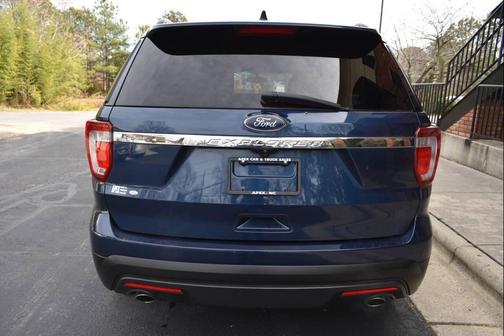 2017 Ford Explorer Base