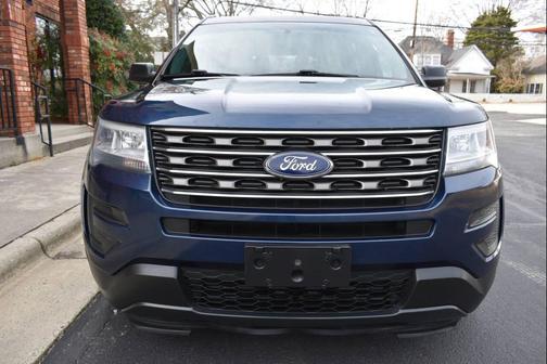 2017 Ford Explorer Base