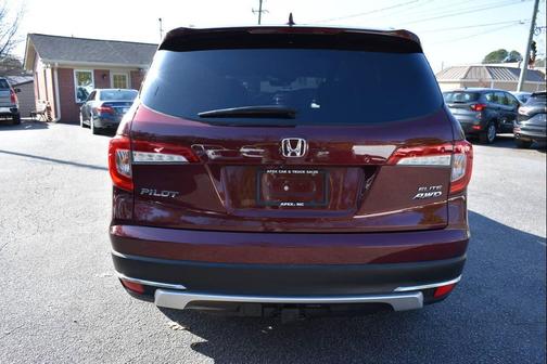 2020 Honda Pilot AWD Elite