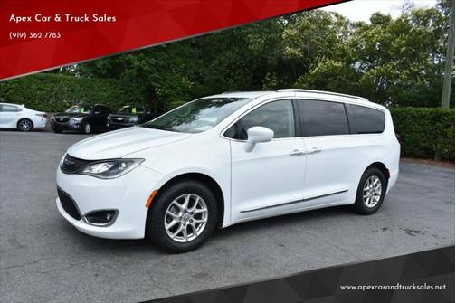 2020 Chrysler Pacifica Touring L