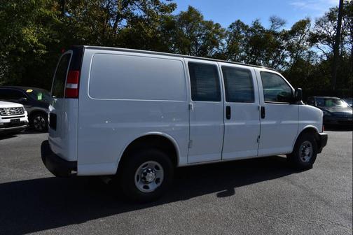 2017 Chevrolet Express 2500 Work Van