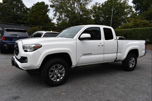 2018 Toyota Tacoma SR5