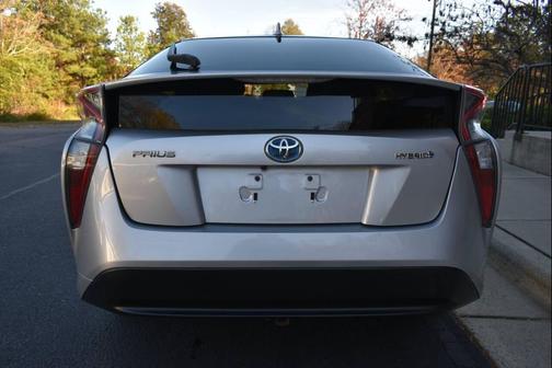 2017 Toyota Prius Three