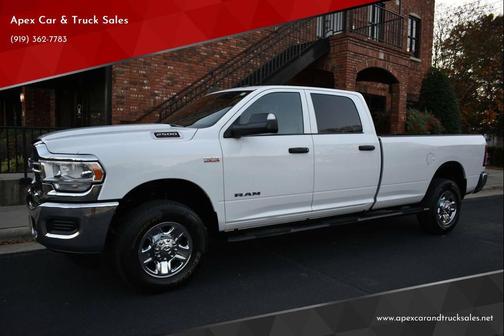 2022 RAM 2500 Tradesman Crew Cab 4x4 8' Box