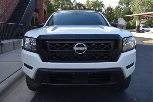 2022 Nissan Frontier S