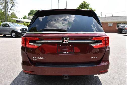Burgundy 2021 Honda Odyssey Elite