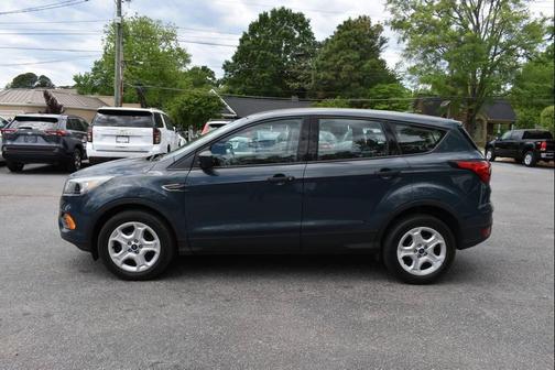 Baltic Sea Green Metallic 2019 Ford Escape S