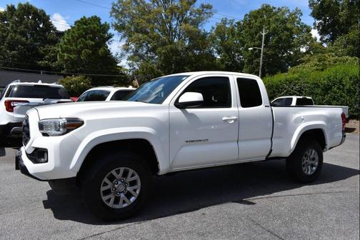 2017 Toyota Tacoma SR5