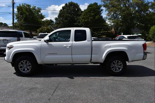 2017 Toyota Tacoma SR5